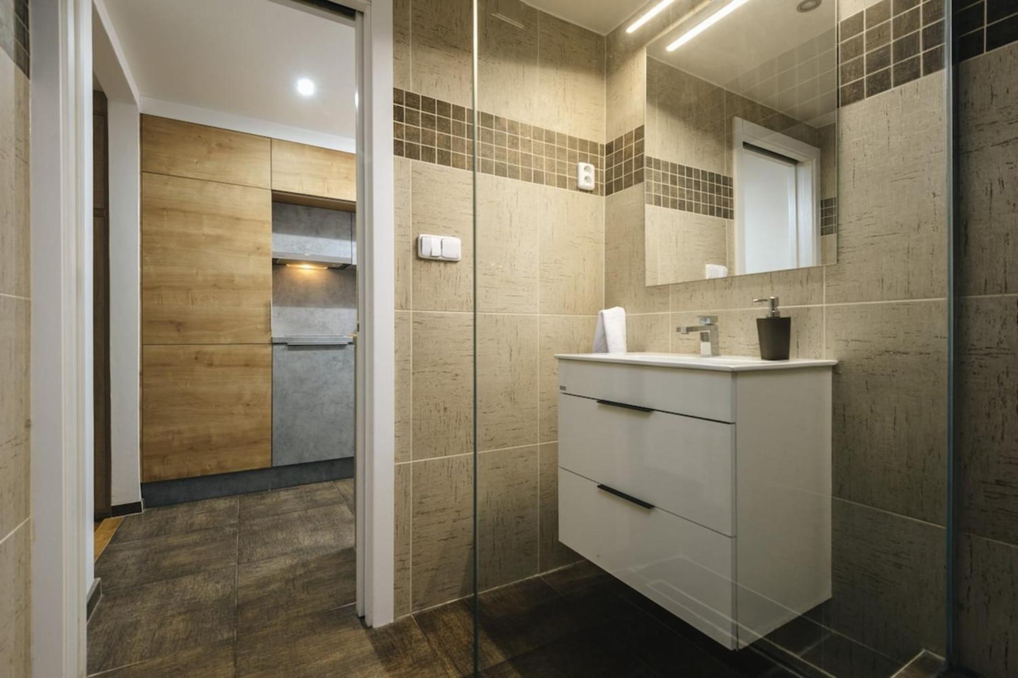 Cozy & Comfortable Apt Walking Anywhere You Want Sen Praga Exterior foto
