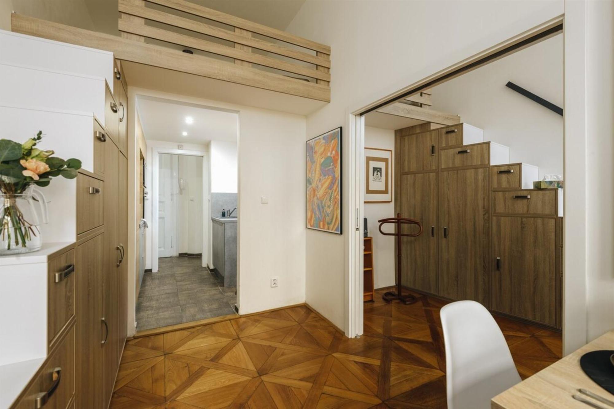 Cozy & Comfortable Apt Walking Anywhere You Want Sen Praga Exterior foto