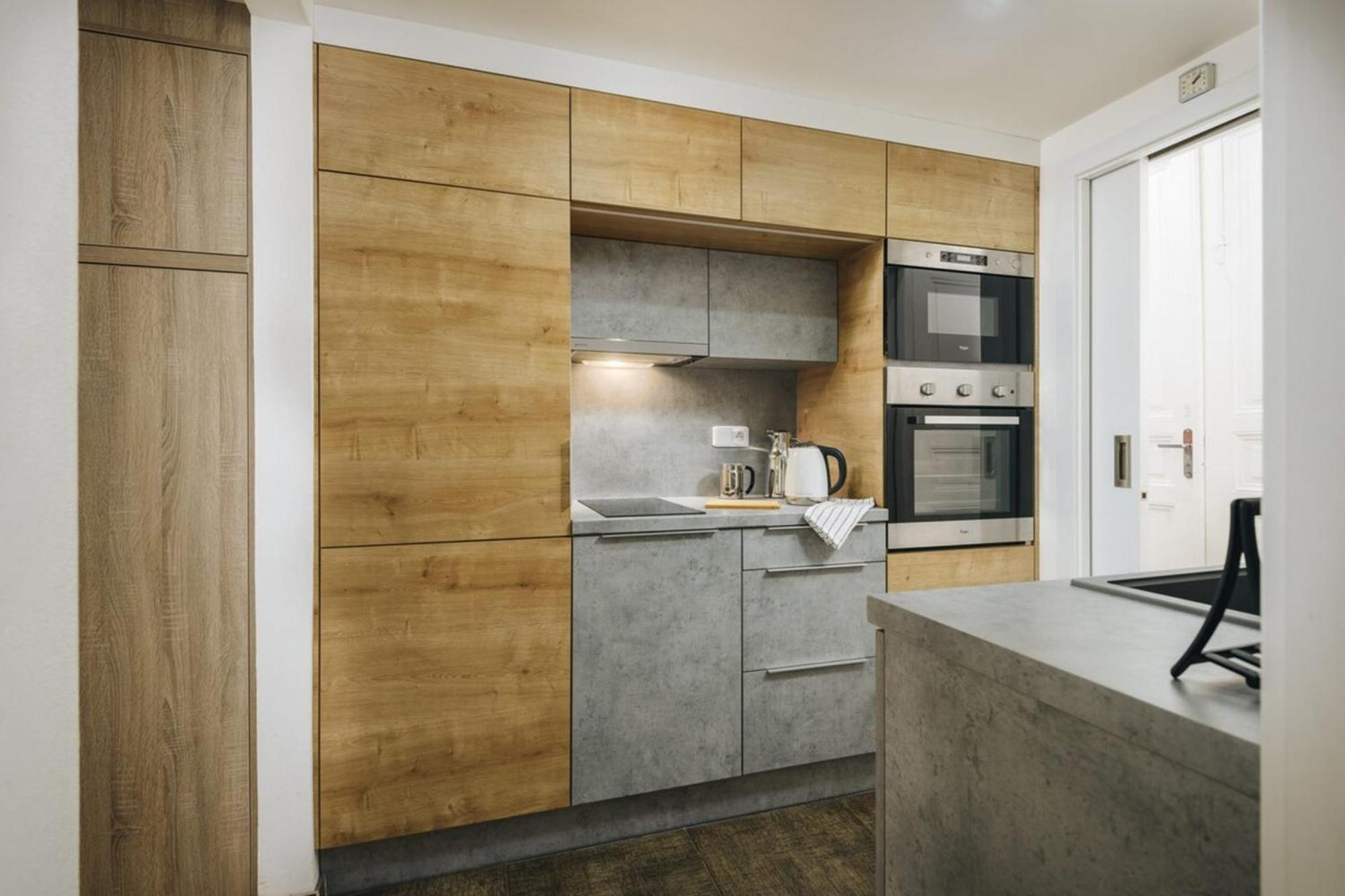 Cozy & Comfortable Apt Walking Anywhere You Want Sen Praga Exterior foto