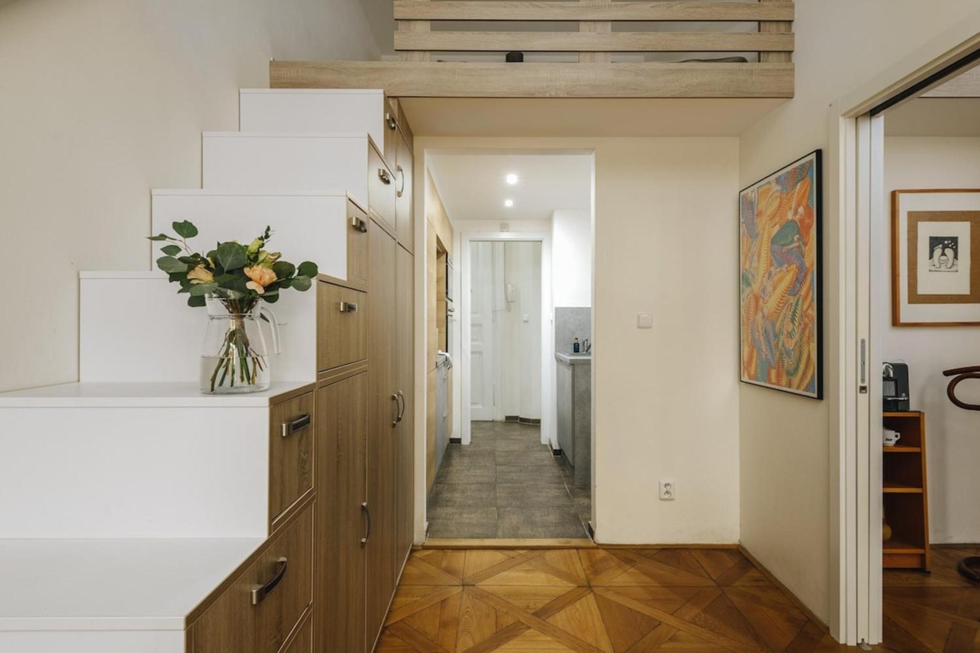 Cozy & Comfortable Apt Walking Anywhere You Want Sen Praga Exterior foto